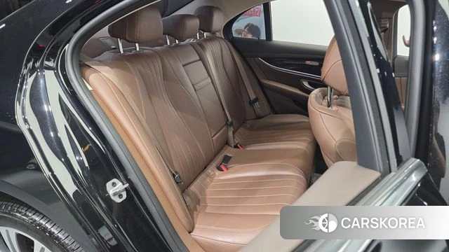 Mercedes-Benz E-Class W213 2020 Черный из Кореи, фото 3