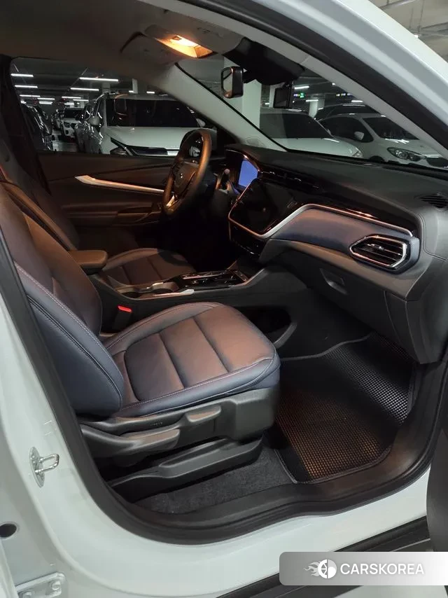 Chevrolet (GM Daewoo) Bolt EUV 2023 Белый из Кореи, фото 3