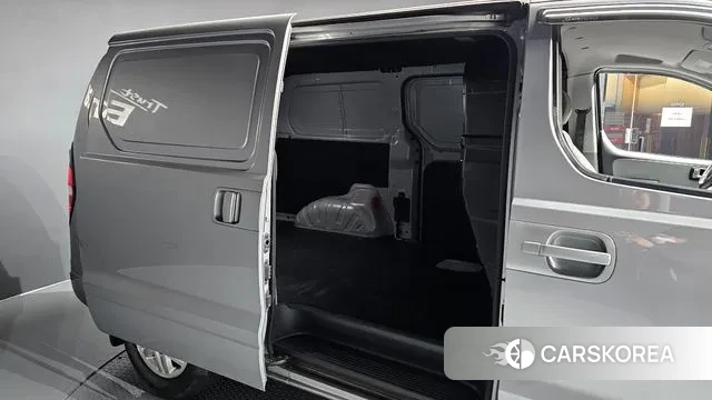 Hyundai The New Grand Starex 2018 Серебряный из Кореи, фото 3