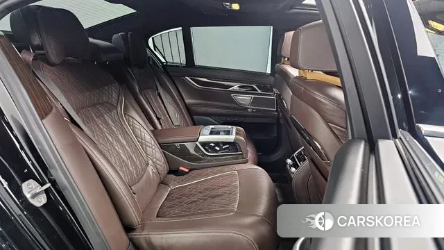 BMW 7 Series (G11) 2020 Черный из Кореи, фото 3