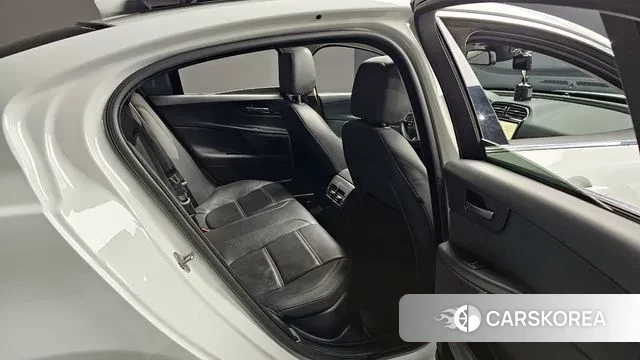 Jaguar XE 2018 Белый из Кореи, фото 3