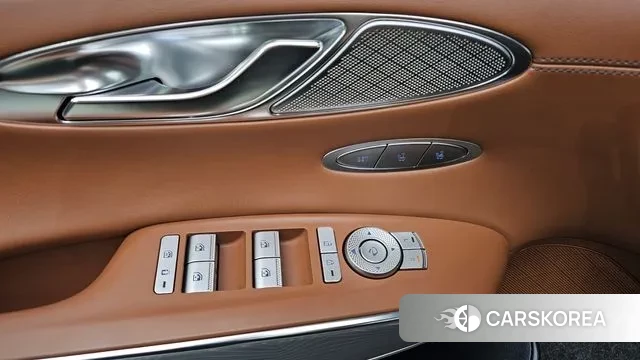 Genesis GV70 2023 Черный из Кореи, фото 3