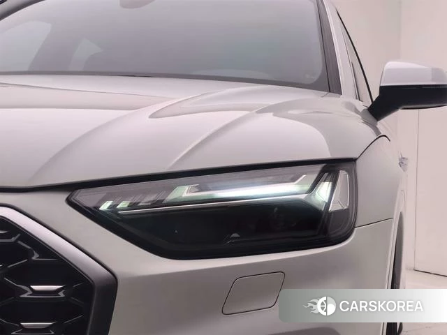 Audi Q5L Sportback 2021 Белый из Китая, фото 3