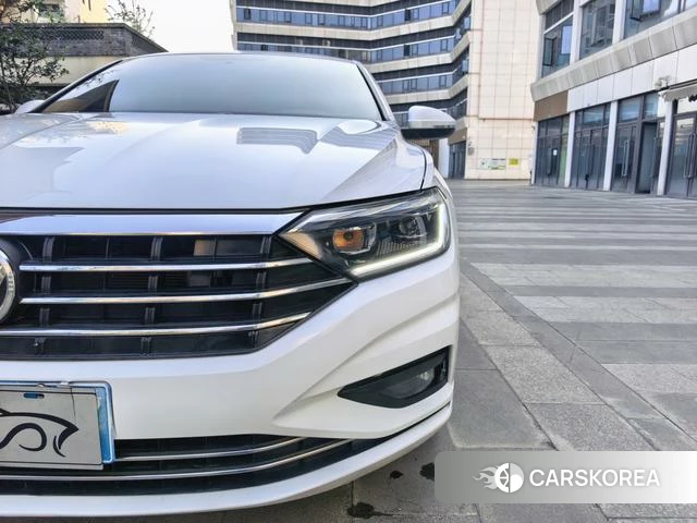 Volkswagen Sagitar 2022 Белый из Китая, фото 3