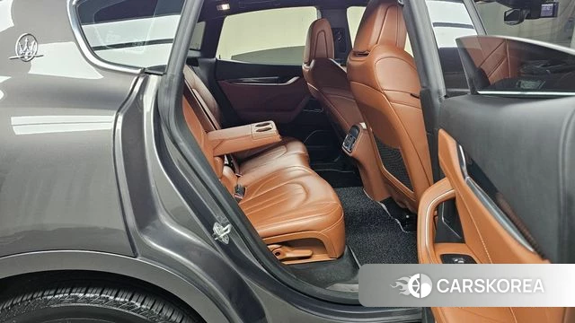 Maserati Levante 2018 Серый из Кореи, фото 3