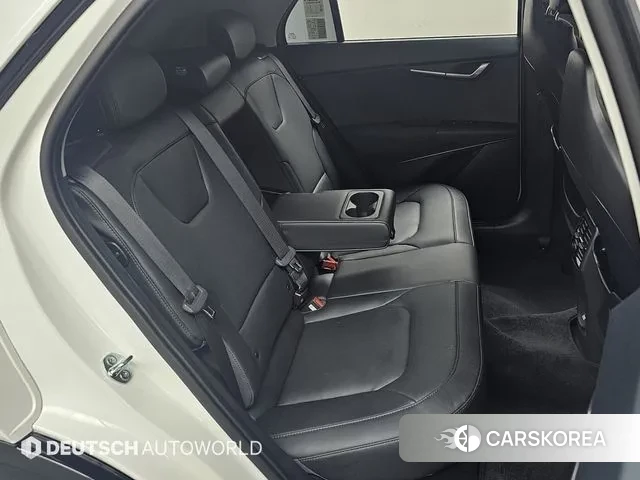 Kia Di Ol Nu Niro 2024 Белый из Кореи, фото 3