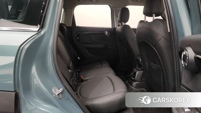 Mini Cooper Countryman 2024 Цвет галактики из Кореи, фото 3