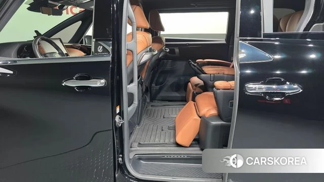 Toyota Alphard 4th Generation 2025 Черный из Кореи, фото 3