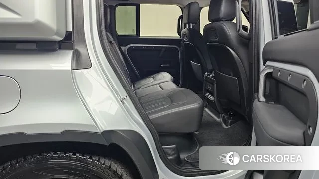 Land Rover Defender (L663) 2021 Серебряный из Кореи, фото 3