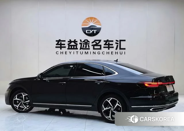 Volkswagen Passat 2024 Черный из Китая, фото 3