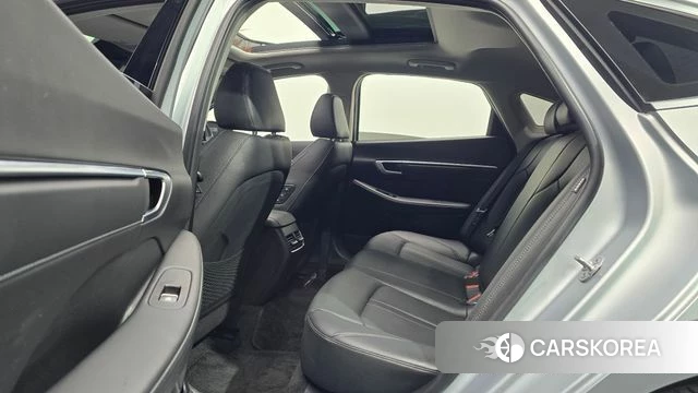 Hyundai Sonata D Edge (DN8) 2024 Серебряный из Кореи, фото 3