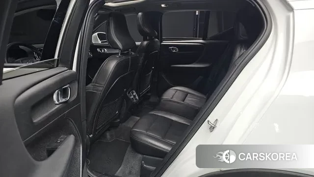 Volvo XC40 2020 Белый из Кореи, фото 3