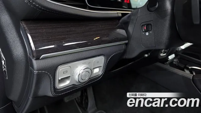 Mercedes-Benz GLE-Class W167 2022 Серебристо-серый из Кореи, фото 3