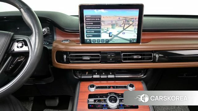 Lincoln Aviator 2nd generation 2021 Белый из Кореи, фото 3