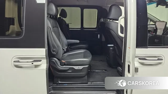 Hyundai Staria 2021 Белый из Кореи, фото 3