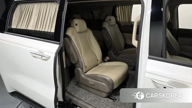 Kia Carnival 4th generation 2023 Белый из Кореи, фото 3