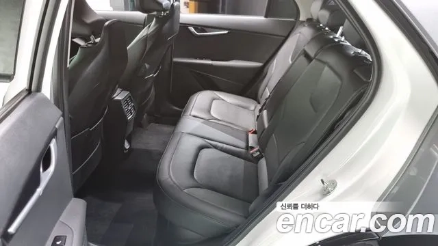 Kia Di Ol Nu Niro 2022 Белый из Кореи, фото 3