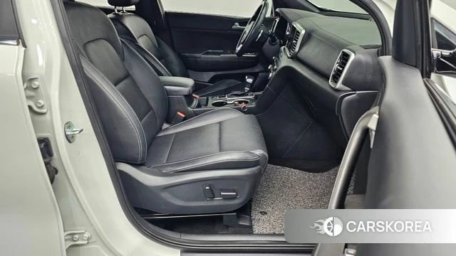 Kia Sportage The Bold 2018 Белый из Кореи, фото 3