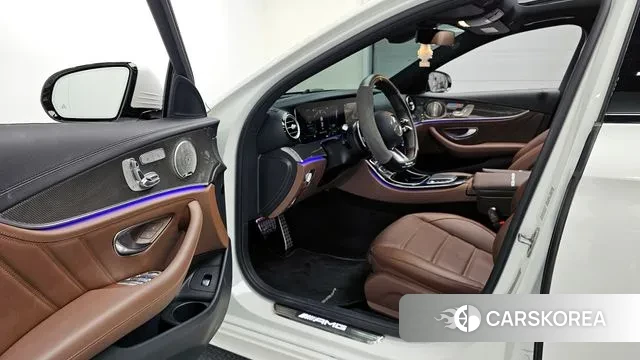 Mercedes-Benz E-Class W213 2021 Белый из Кореи, фото 3