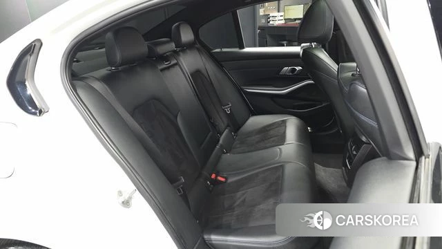 BMW 3 Series (G20) 2020 Белый из Кореи, фото 3