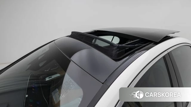 Mercedes-Benz E-Class W214 2025 Белый из Кореи, фото 3