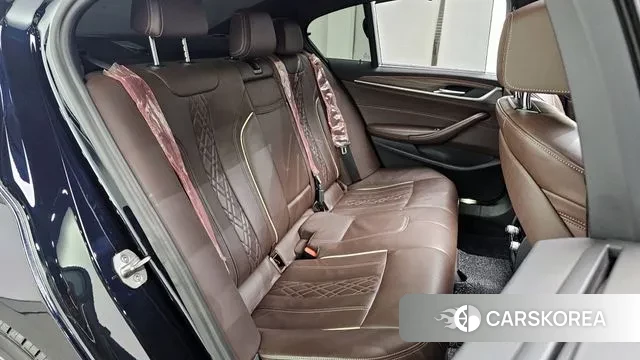 BMW 5 Series (G30) 2019 Черный из Кореи, фото 3