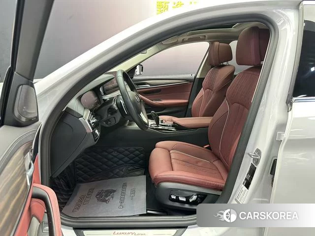 BMW 5 series 2021 Белый из Китая, фото 3