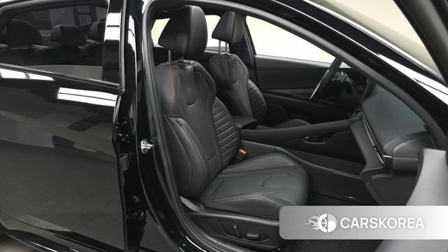 Hyundai The New Avante (CN7) 2025 Черный из Кореи, фото 3