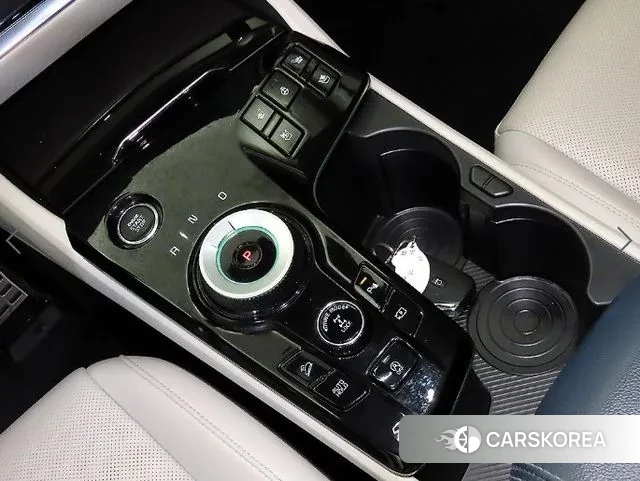 Kia Sportage 5th Generation 2024 Белый из Кореи, фото 3