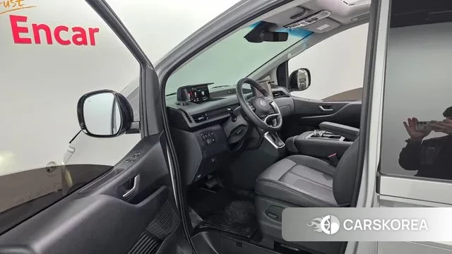 Hyundai Staria 2025 Серебряный из Кореи, фото 3