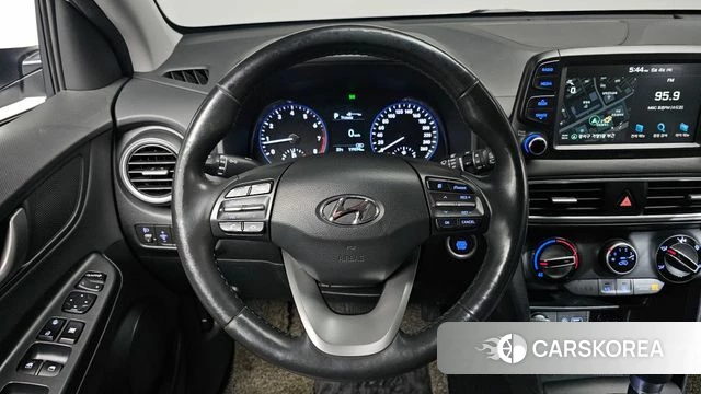 Hyundai Kona 2018 Белый из Кореи, фото 3