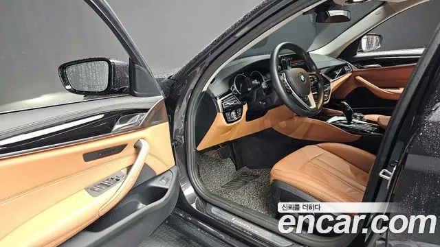 BMW 5 Series (G30) 2018 Серый из Кореи, фото 3