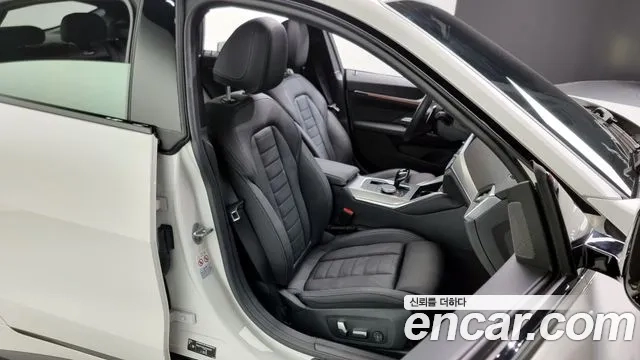 BMW 4 Series (G22) 2023 Белый из Кореи, фото 3