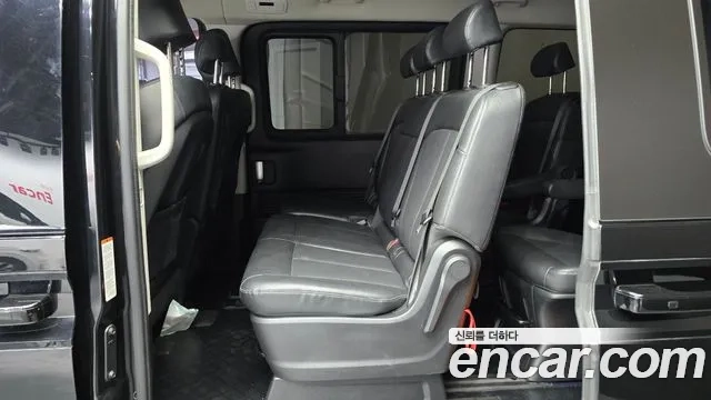 Hyundai Staria 2022 Черный из Кореи, фото 3