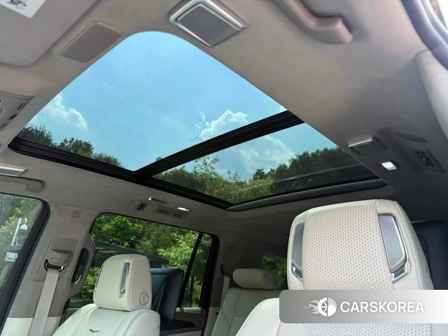 Cadillac Escalade 5th Generation 2024 Черный из Кореи, фото 3
