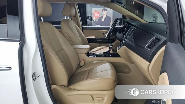 Kia The New Carnival 2018 Белый из Кореи, фото 3