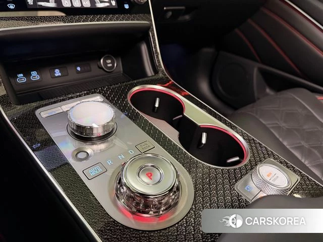 Genesis GV80 Coupe 2024 Белый из Кореи, фото 3