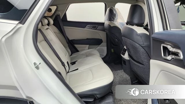 Kia Sportage 5th Generation 2021 Белый из Кореи, фото 3