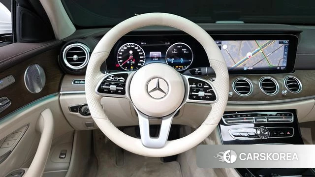 Mercedes-Benz E-Class W213 2019 Белый из Кореи, фото 3