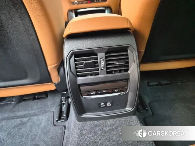 BMW 3 Series (G20) 2024 Черный из Кореи, фото 3