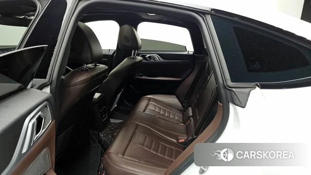 BMW i4 2023 Белый из Кореи, фото 3