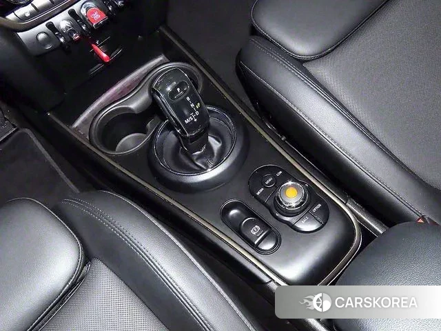 Mini Cooper Countryman 2021 Цвет галактики из Кореи, фото 3