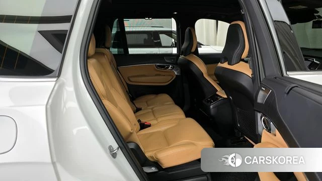 Volvo XC90 second Generation 2022 Белый из Кореи, фото 3