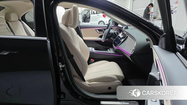 Mercedes-Benz E-Class W214 2025 Черный из Кореи, фото 3