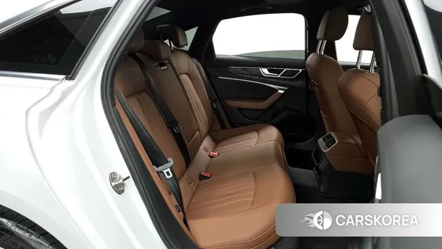 Audi A6 (C8) 2021 Белый из Кореи, фото 3