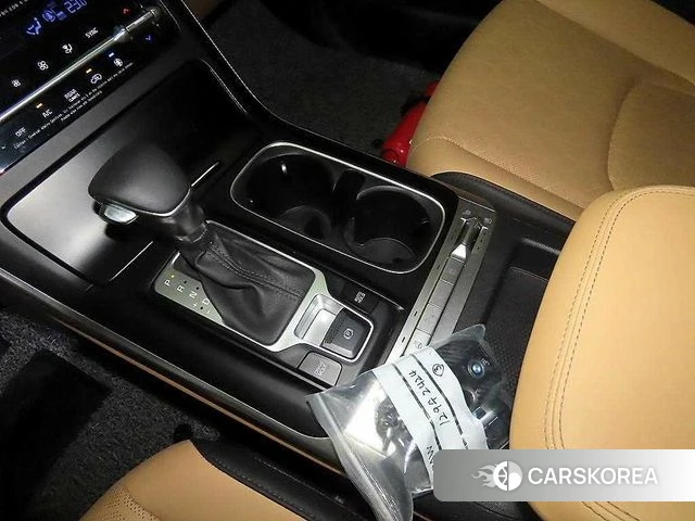 Kia Carnival 4th generation 2023 Белый из Кореи, фото 3