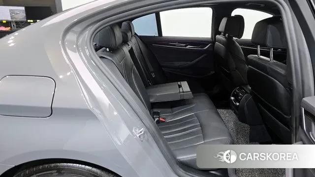 BMW 5 Series (G30) 2021 Серый из Кореи, фото 3