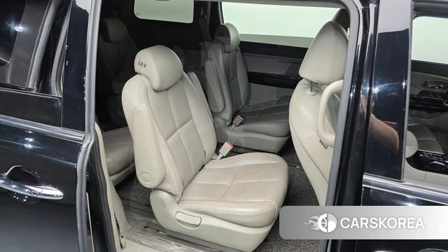 Kia The New Carnival 2018 Черный из Кореи, фото 3