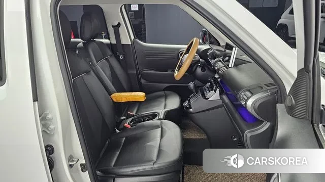 Hyundai Casper 2023 Белый из Кореи, фото 3