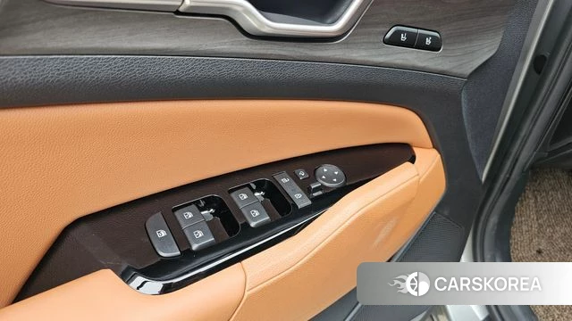 Kia Sportage 5th Generation Hybrid 2023 Серебристо-серый из Кореи, фото 3